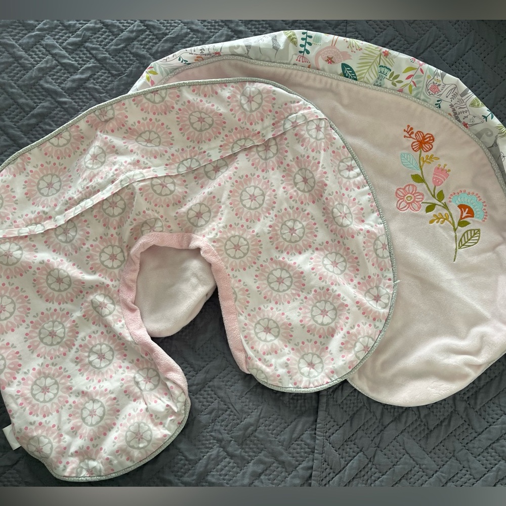 2 Boppy brand pillow covers